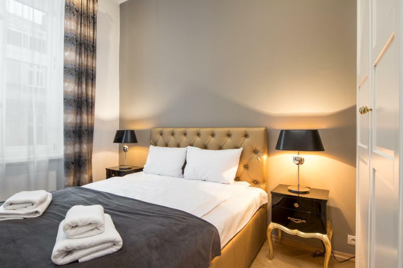 Apartments Zwierzyniecka A4You Krasków Εξωτερικό φωτογραφία