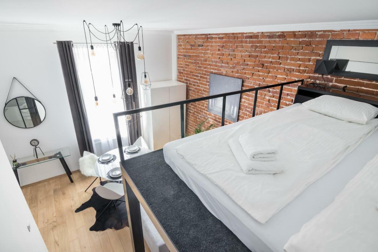 Apartments Zwierzyniecka A4You Krasków Εξωτερικό φωτογραφία