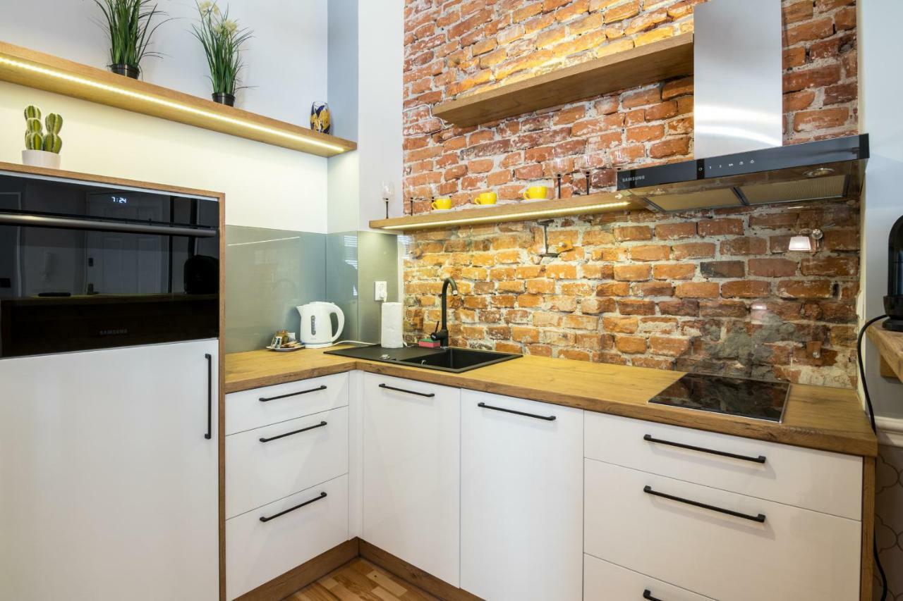 Apartments Zwierzyniecka A4You Krasków Εξωτερικό φωτογραφία