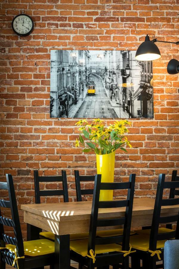 Apartments Zwierzyniecka A4You Krasków Εξωτερικό φωτογραφία